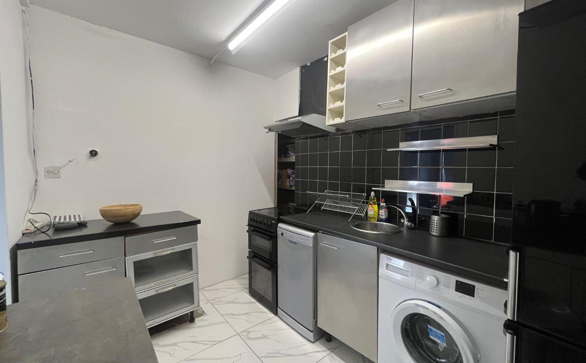 Nifty 2 Bedroom Flat In Goswell Rd 런던 외부 사진